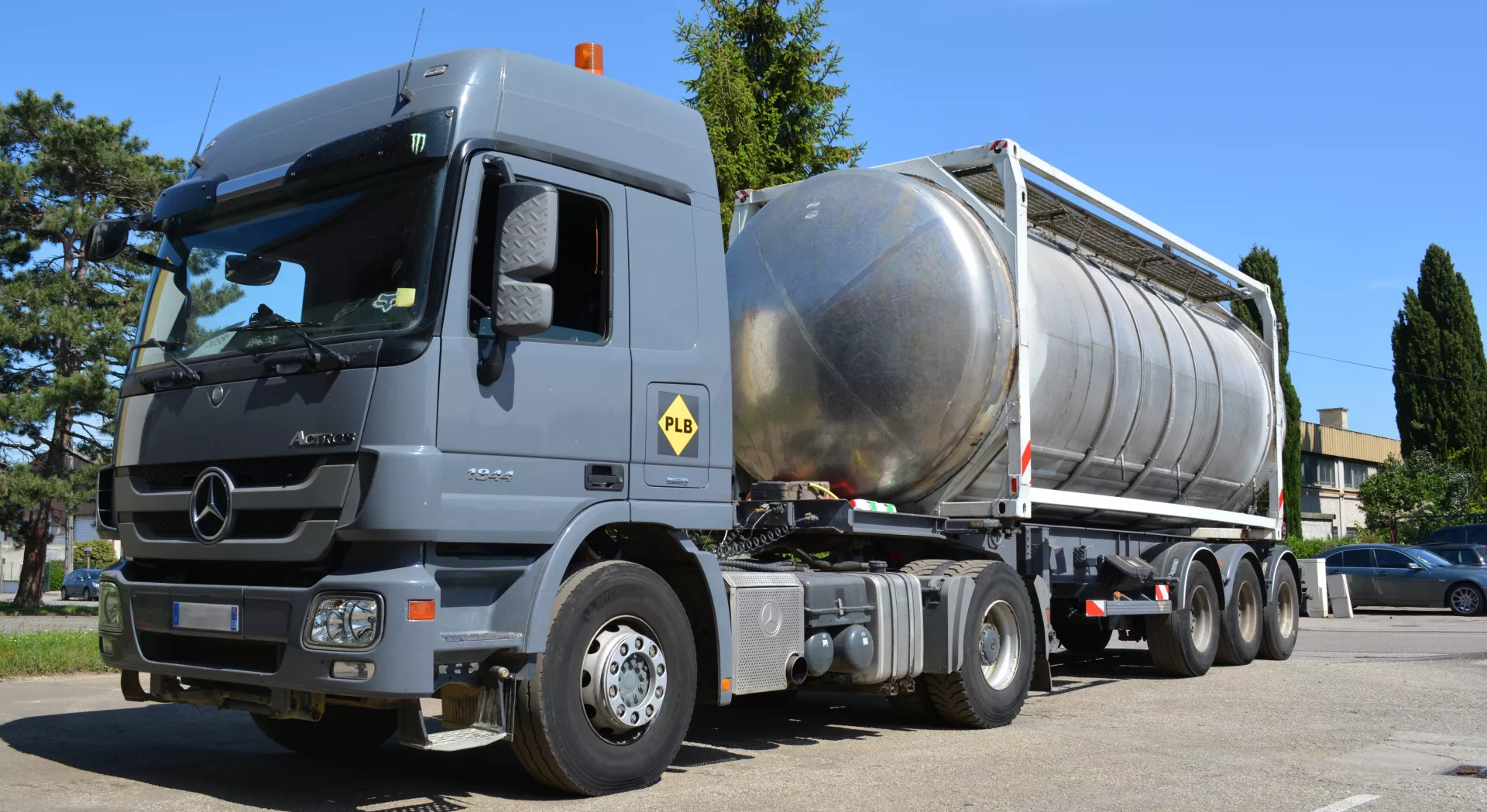 Livraison d’eau par camion-citerne à prix compétitif